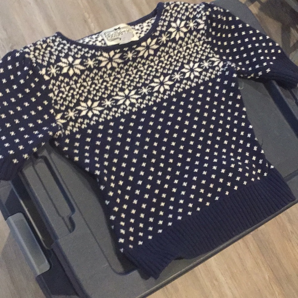 Collectif Snowflake Sweater